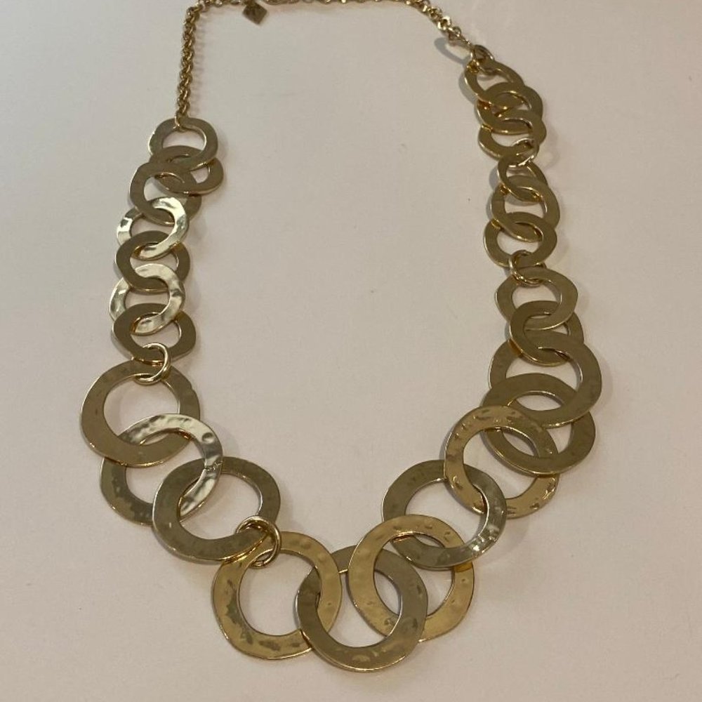 Graduated hoop hammered gold tone necklace